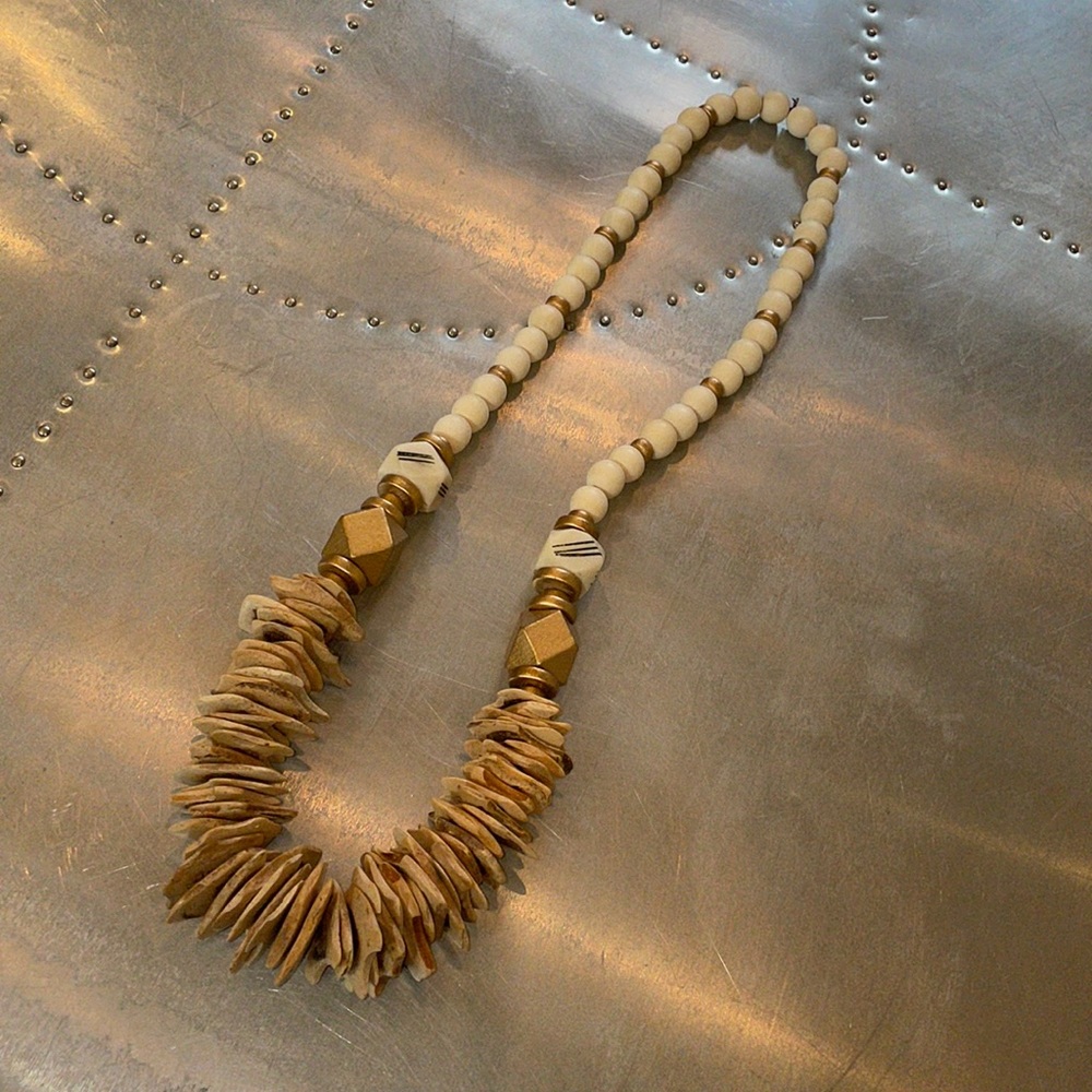 Beaded necklace